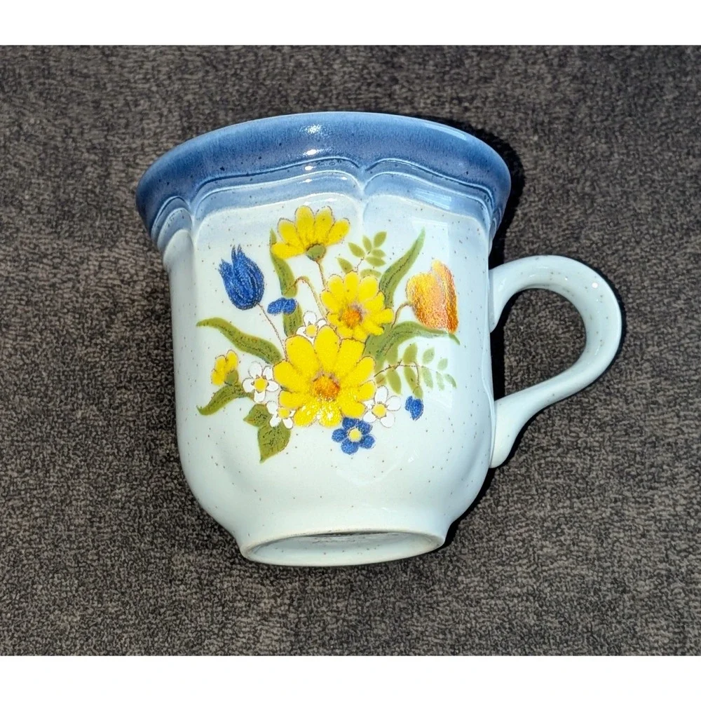 Mikasa Country Club CA 508 Floral Stoneware Teacup and Saucer Set Japan Blue Rim